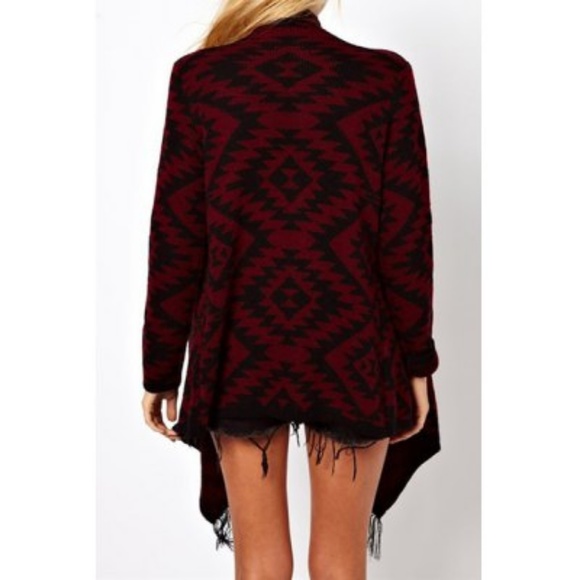 Aztec Print Open front print cardigan in Burgundy - Picture 2 of 7